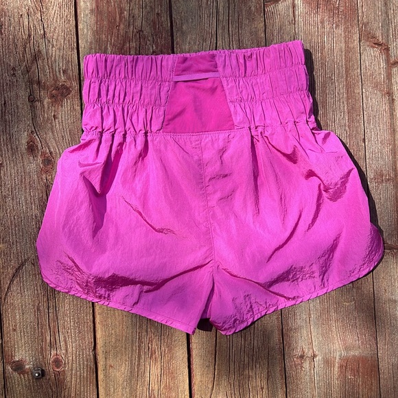 FP Movement Way Up Shorts in Fuschia size M - Picture 5 of 5